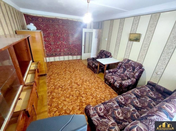 
   Продам 1-комнатную, 35.1 м², Жмакина ул

. Фото 2.