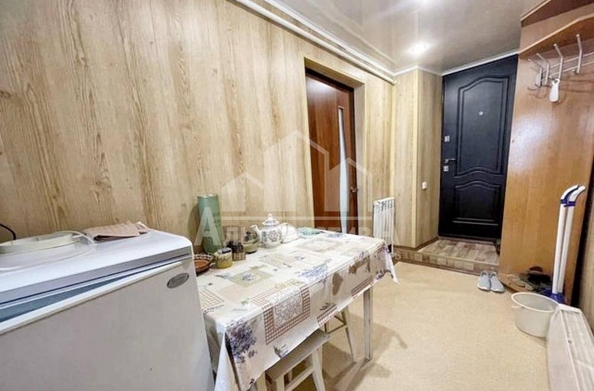 
  Продается 1-комн. квартира, 27 м², Кабардинская ул
. Фото 3.