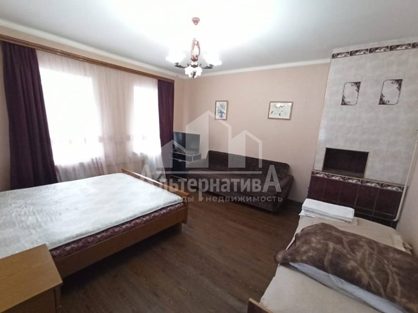 
  Продается 3-комн. квартира, 82 м², Подгорная ул
. Фото 9.