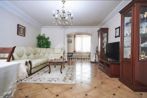 
   Продам 4-комнатную, 138 м², Набережная ул

. Фото 10.