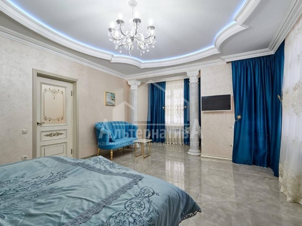 
   Продам 1-комнатную, 65 м², Декабристов ул

. Фото 2.