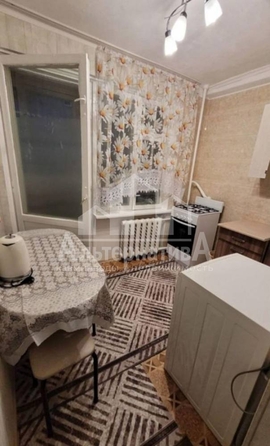 
  Продается 1-комн. квартира, 30 м², Андрея Губина ул
. Фото 2.