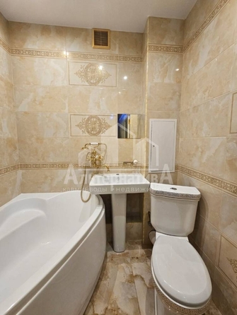 
  Продается 3-комн. квартира, 60 м², Набережная ул
. Фото 21.