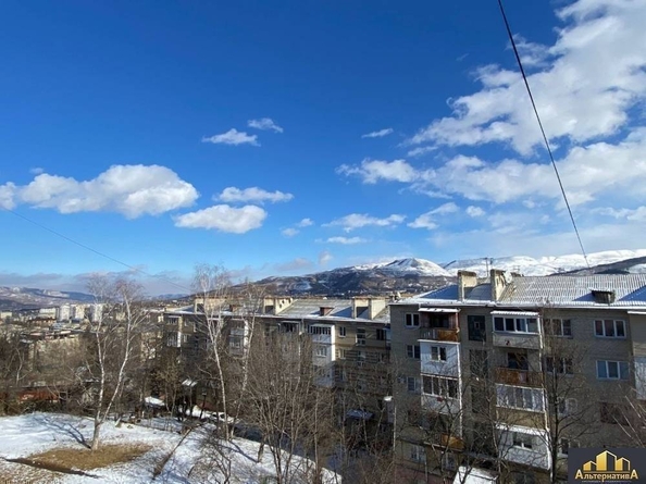 
  Продается 1-комн. квартира, 38 м², Островского ул
. Фото 7.