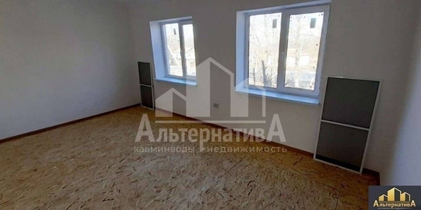 
   Продам 2-комнатную, 40 м², Главная ул

. Фото 1.