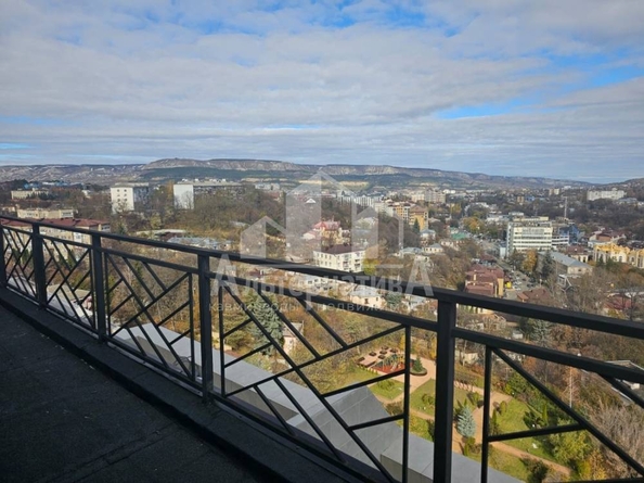
  Продается 4-комн. квартира, 220.4 м², Шаумяна ул
. Фото 6.