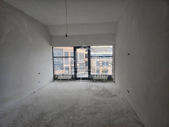 
   Продам 4-комнатную, 220.4 м², Шаумяна ул

. Фото 8.