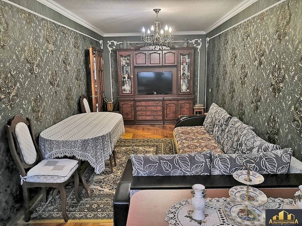 
   Продам 3-комнатную, 58.4 м², Широкая ул

. Фото 3.