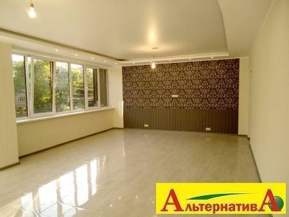 
  Продается 2-комн. квартира, 80 м², Декабристов ул
. Фото 4.