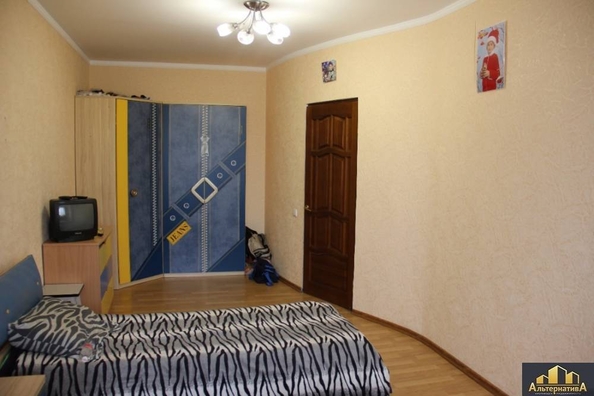
  Продается 3-комн. квартира, 83 м², Набережная ул
. Фото 8.