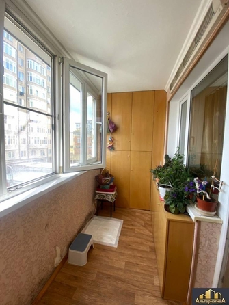 
  Продается 2-комн. квартира, 52.2 м², Красивая ул
. Фото 4.