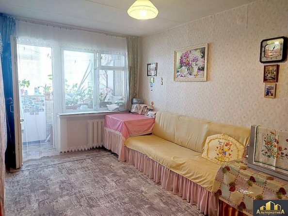 
   Продам 2-комнатную, 45.6 м², Героев Медиков ул

. Фото 3.