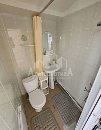 
   Продам 2-комнатную, 30.4 м², Кисловодская ул

. Фото 10.