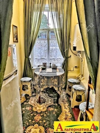 
  Продается 2-комн. квартира, 80 м², Шаляпина ул
. Фото 8.
