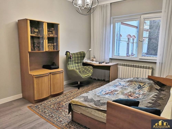 
   Продам 5-комнатную, 222.9 м², Александра Солженицына ул

. Фото 14.