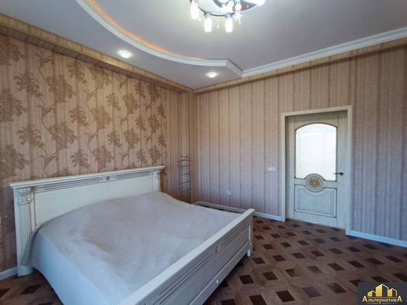 
   Продам 3-комнатную, 114 м², Шаумяна ул

. Фото 23.