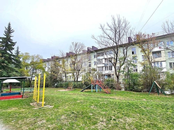 
  Продается 4-комн. квартира, 60 м², Героев Медиков ул
. Фото 1.