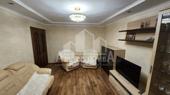 
  Продается 3-комн. квартира, 68 м², Октябрьская ул
. Фото 2.