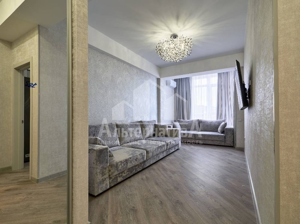 
   Продам 1-комнатную, 37 м², Декабристов ул

. Фото 4.