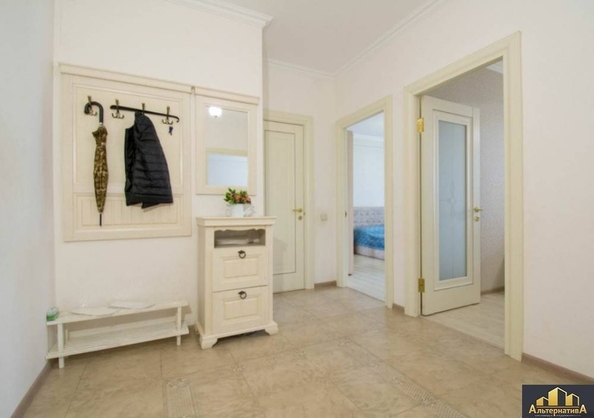 
  Продается 2-комн. квартира, 88 м², Кирова ул
. Фото 8.