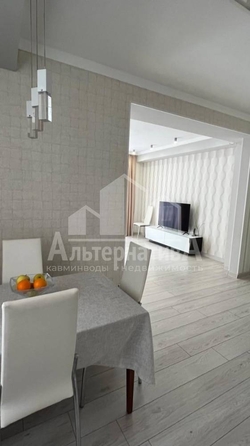 
   Продам 2-комнатную, 63.8 м², Декабристов ул

. Фото 5.