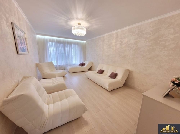 
  Продается 2-комн. квартира, 68 м², Целинная ул
. Фото 4.
