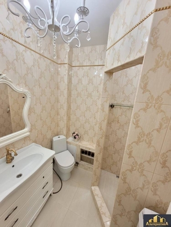 
  Продается 2-комн. квартира, 68 м², Целинная ул
. Фото 12.