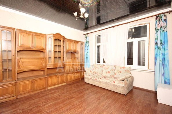 
   Продам 2-комнатную, 59.5 м², Подгорная ул

. Фото 4.