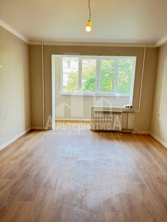 
   Продам 1-комнатную, 38 м², Героев Медиков ул

. Фото 4.