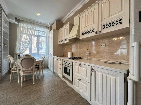 
  Продается 2-комн. квартира 85 м². Фото 1.