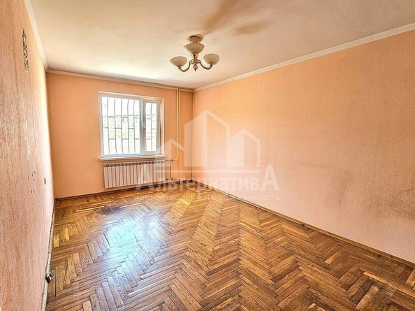 
   Продам 3-комнатную, 75 м², М.Расковой ул

. Фото 4.