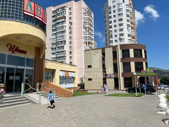 
  Продается 3-комн. квартира, 90 м², Победы пр-кт
. Фото 1.