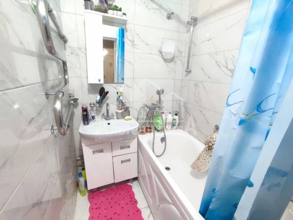 
  Продается 4-комн. квартира, 82.1 м², Победы пр-кт
. Фото 12.