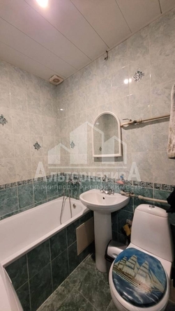 
  Продается 2-комн. квартира, 42.1 м², Победы пр-кт
. Фото 7.