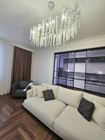 
  Продается 2-комн. квартира 103 м², в ЖК Звезда. Фото 1.