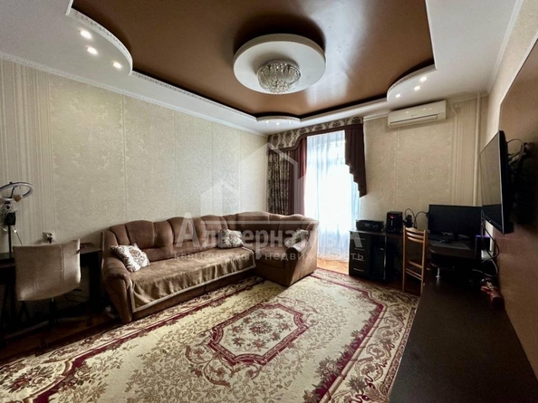 
   Продам 2-комнатную, 45.6 м², Луначарского ул

. Фото 1.