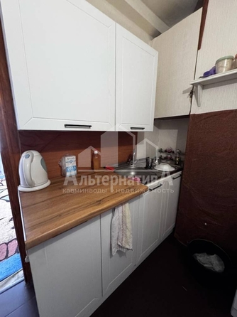 
  Продается 2-комн. квартира, 33 м², Красивая ул
. Фото 3.