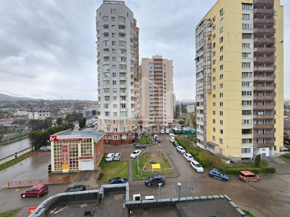 
  Продается 2-комн. квартира, 52.8 м², Победы пр-кт
. Фото 7.