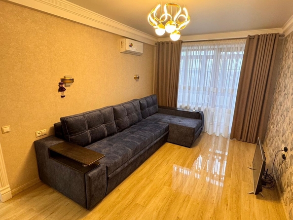 
  Продается 1-комн. квартира, 32 м², Украинская ул, д. 1
. Фото 1.
