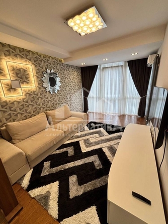 
  Продается 3-комн. квартира, 86.4 м², Кирова ул
. Фото 2.