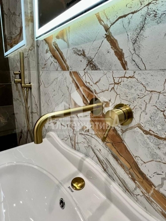 
  Продается 2-комн. квартира, 57 м², Жмакина ул
. Фото 15.