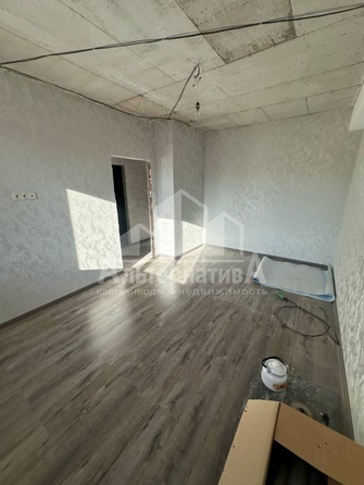 
  Продается 1-комн. квартира, 33.1 м², Просторная ул
. Фото 7.