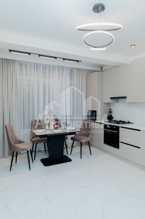 
  Продается 1-комн. квартира, 42.8 м², Замковая ул
. Фото 9.