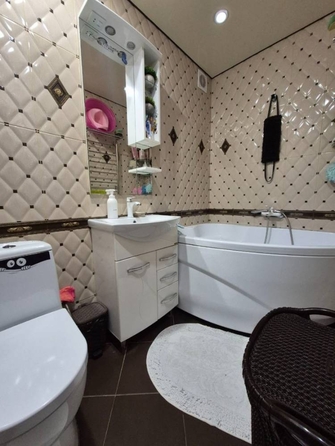 
  Продается 3-комн. квартира, 70.3 м², Калинина ул
. Фото 16.