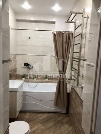 
  Продается 1-комн. квартира, 42 м², Кленовая роща ул
. Фото 5.