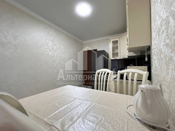 
  Продается 1-комн. квартира, 37 м², Набережная ул
. Фото 6.