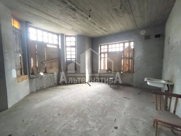 
   Продам дом, 400 м², Кисловодск

. Фото 6.
