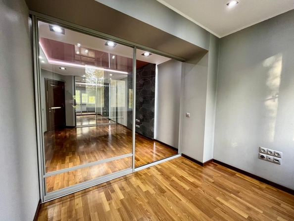 
  Продается 3-комн. квартира 63 м². Фото 4.