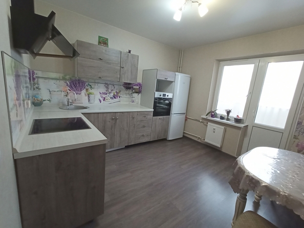 
  Продается 2-комн. квартира 65 м². Фото 8.