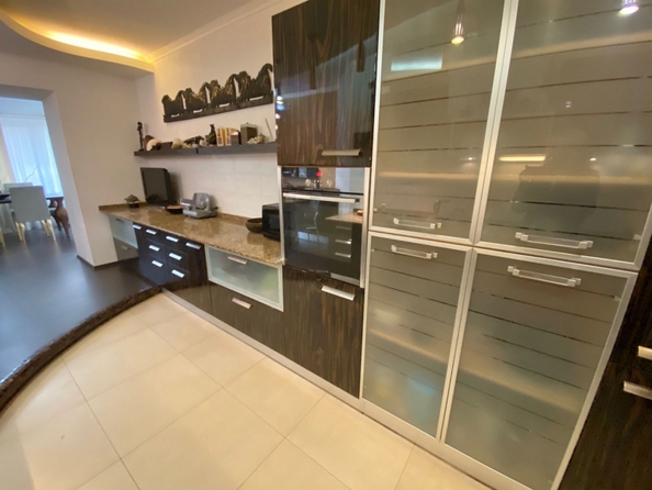 
  Продается 4-комн. квартира 240 м². Фото 15.